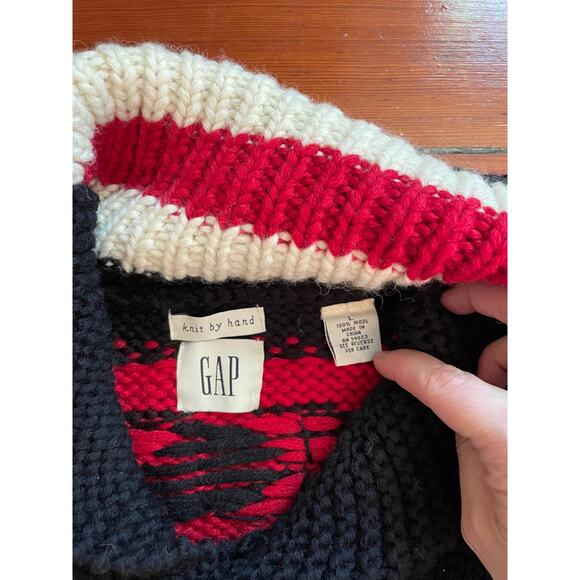 Vintage GAP Hand-Knit Wool Sweater Red Black Cream Geometric Nordic Pullover - Picture 10 of 13